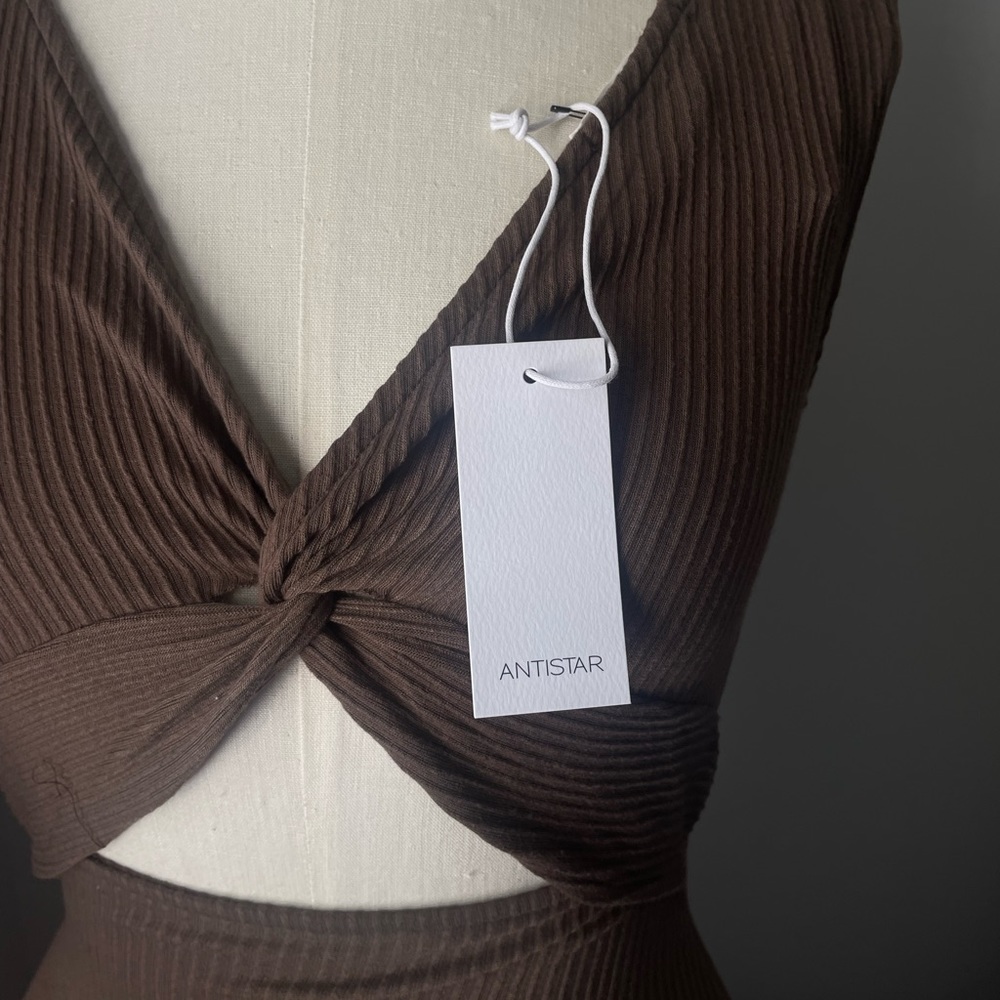 NWT anti star dress size XS color brown